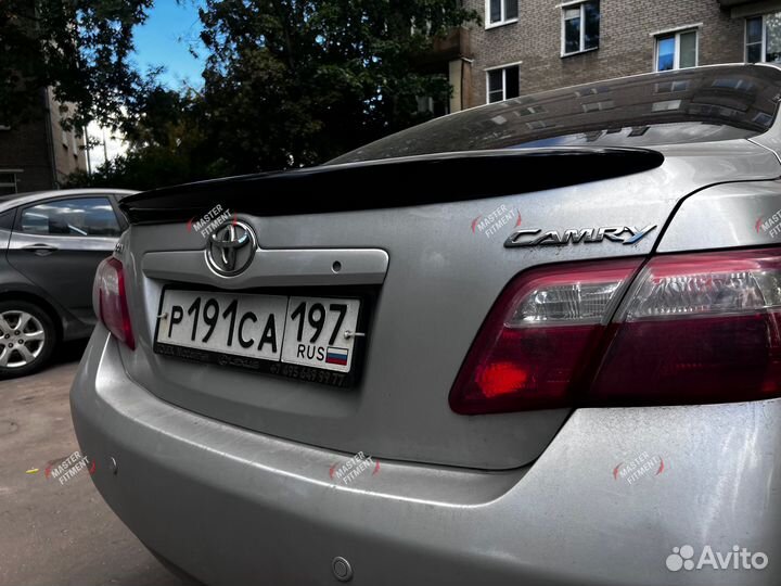 Спойлер на Toyota Camry 40 черный глянец