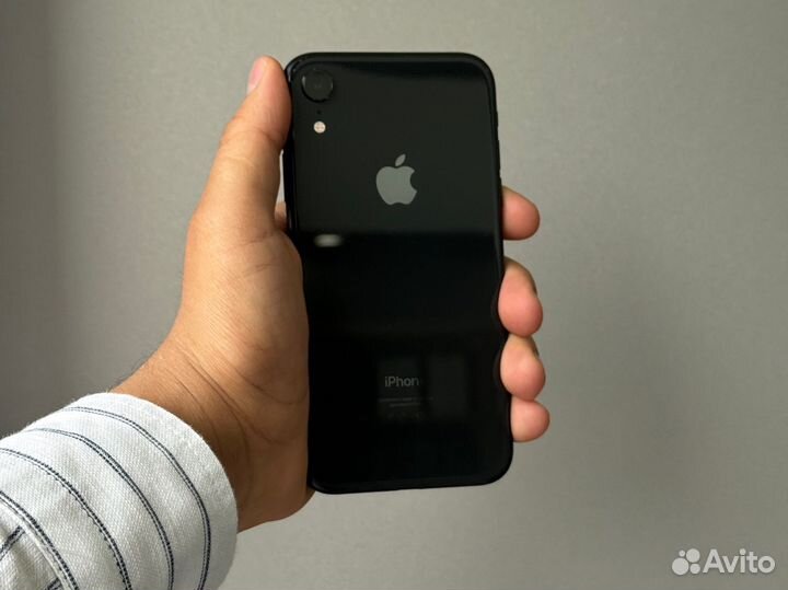 iPhone Xr, 64 ГБ