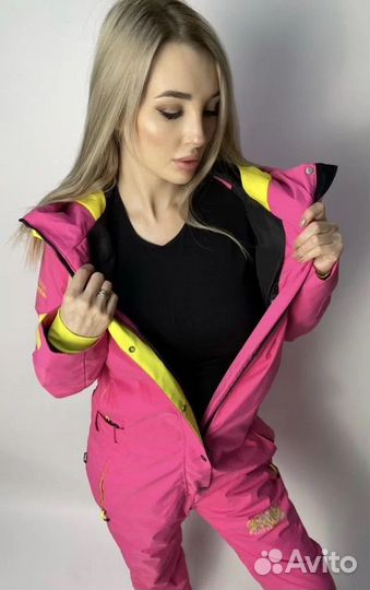 Горнолыжный комбинезон