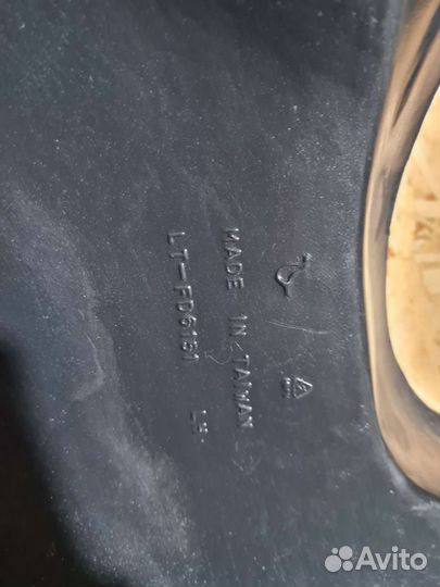 Подкрылок передний Ford Focus 2 2005-2011 г. в