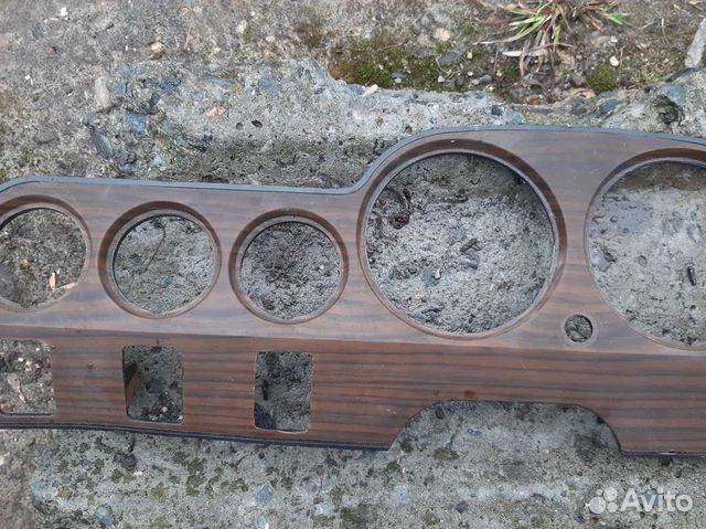 Приборная панель,бачок тормозной жидкости ваз 2106