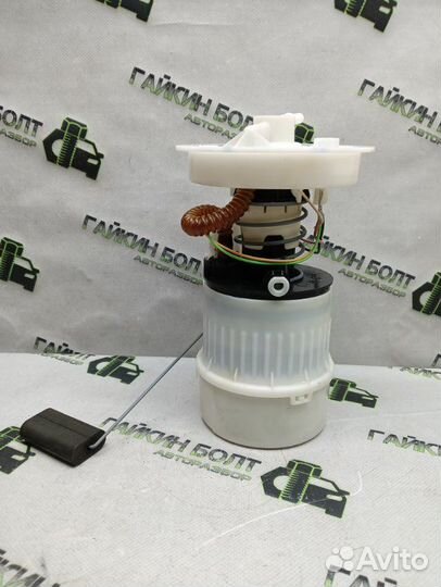 Топливный насос Ford Focus хэтчбек 5дв shda 2010