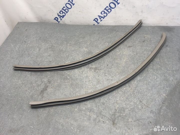 Уплотнитель порога Cube z10