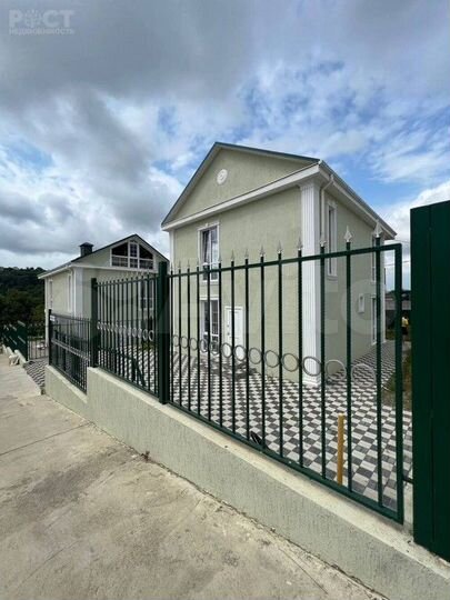 Коттедж 140,9 м² на участке 3 сот.