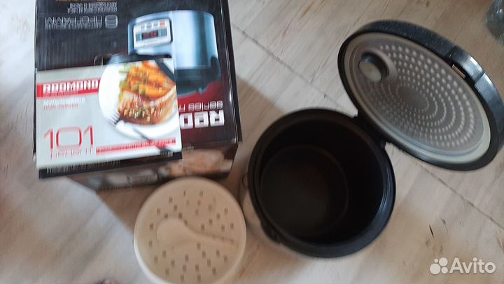 Мультиварка redmond RMC-M4526