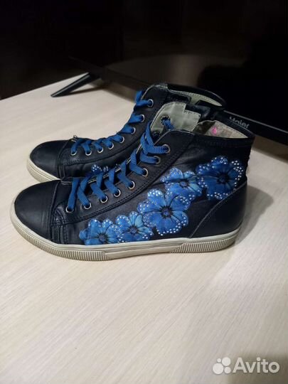 Кеды на девочку