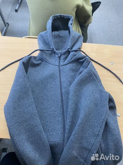 Зип худи reserved