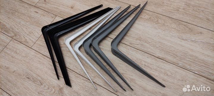 Кронштейн для полок