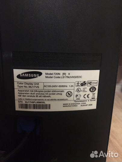 Монитор Samsung SyncMaster 720N