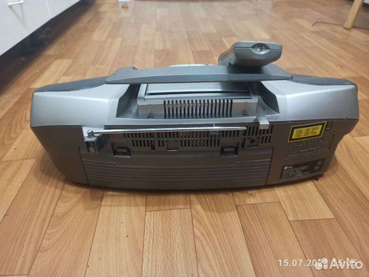 Радиоприемник LG