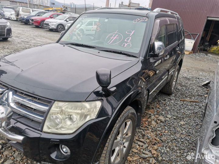 Проводка моторного отсека Mitsubishi Pajero V97W