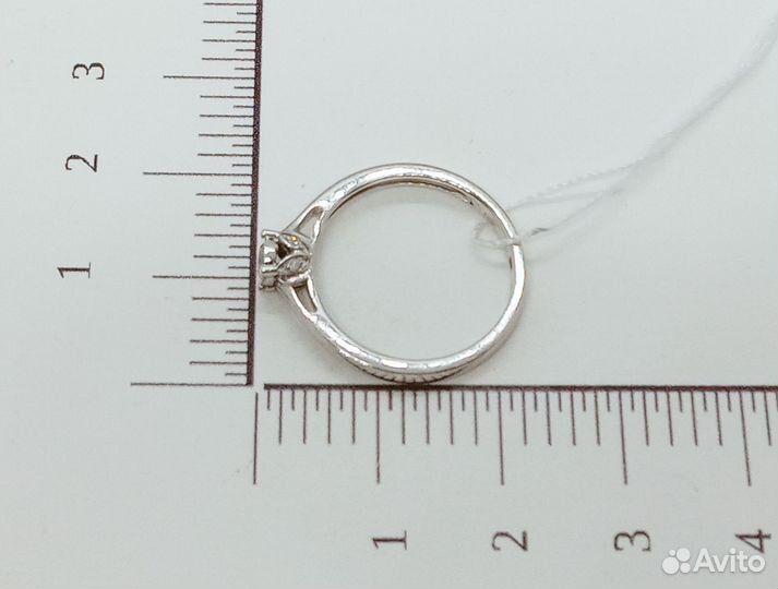 Золотое кольцо с камнем 16,5р