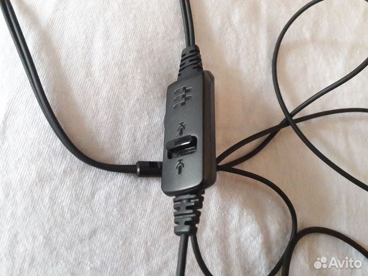 Гарнитура USB (Sennheiser PC 8)