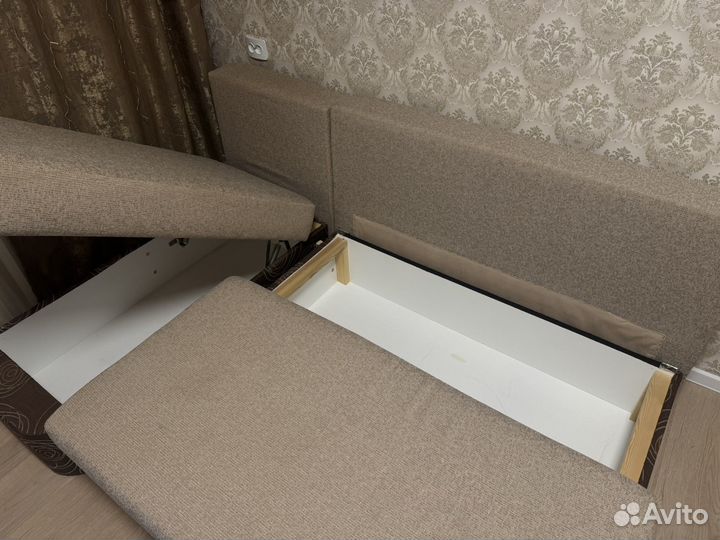 Угловой диван