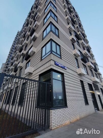 Street retail / помещение С арендатором Звоните