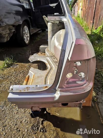 Заднее правое крыло четверть bmw e34