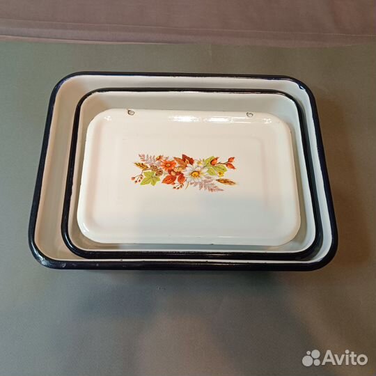 Эмалированный лоток СССР