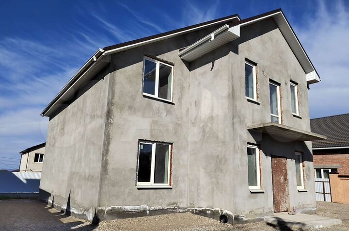 Дом 254 м² на участке 6 сот.