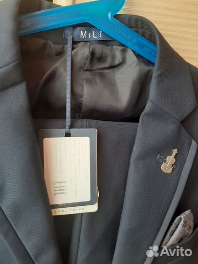 Новый шерстяной брючный костюм на мальчика 158 раз