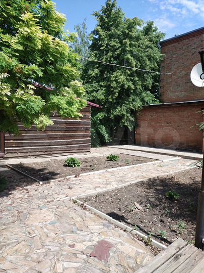 Дом 288 м² на участке 17,6 сот.