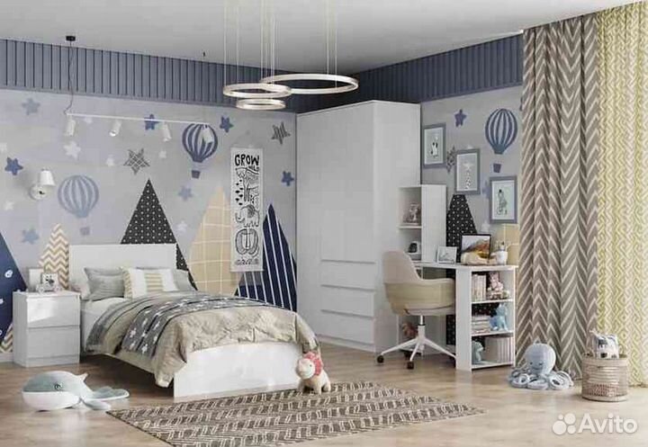 Кровать детская с мягкой спинкой