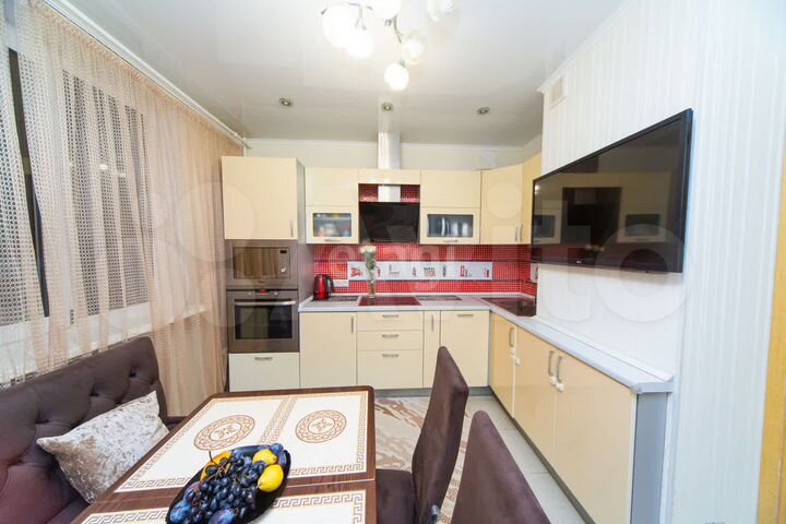 2-к. квартира, 58,2 м², 4/16 эт.