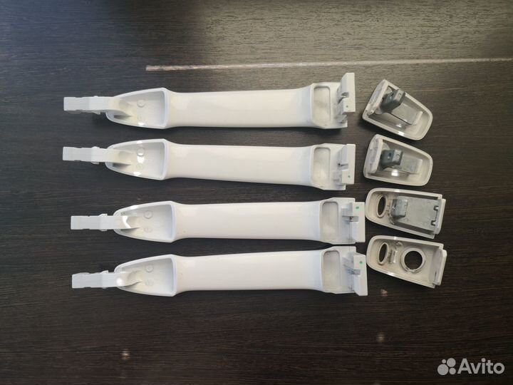 Ручки дверей Mitsubishi Outlander 3