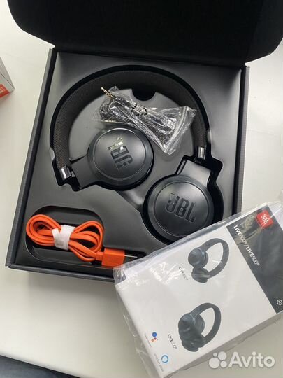 Беспроводные наушники jbl