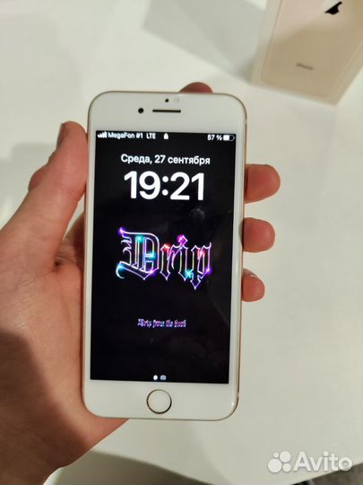 iPhone 8, 64 ГБ