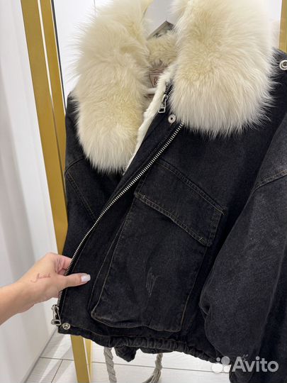 Куртка с натуральным мехом песца