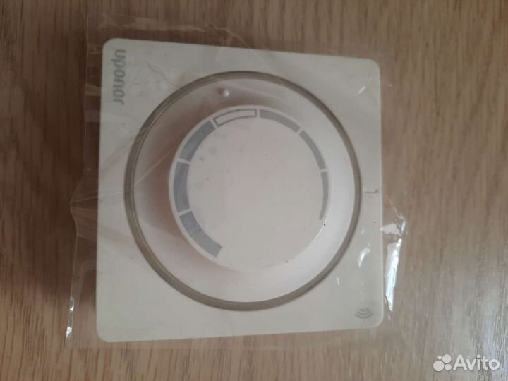 Термостат механический Uponor smatrix wave T-165