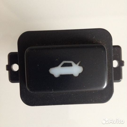 Кнопка багажника от Хонды Аккорд 8. 35800TL000