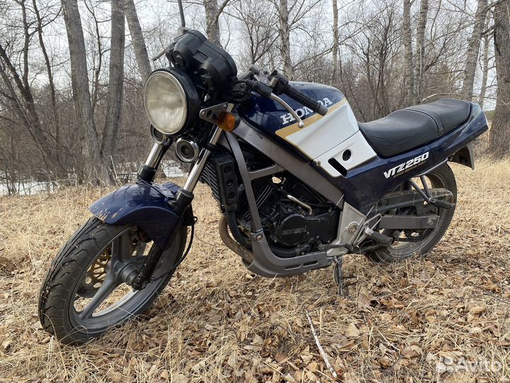 Honda vtz 250