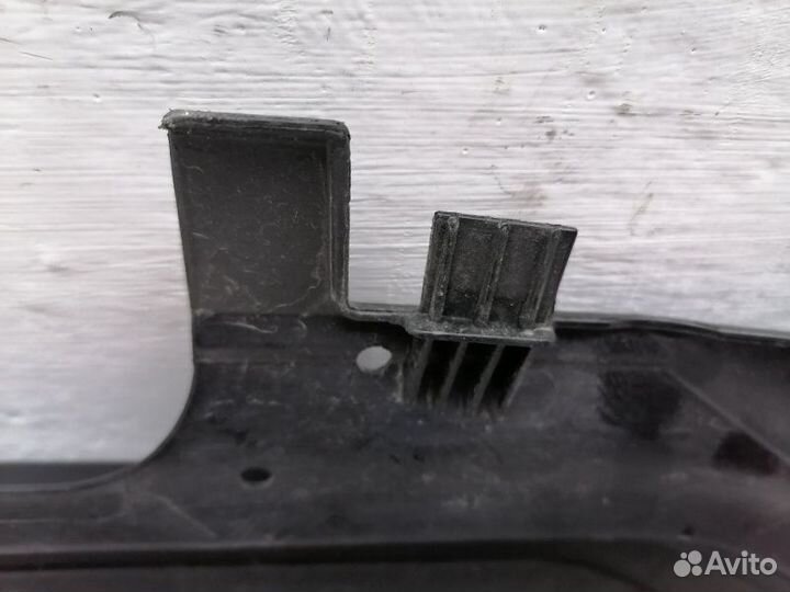 Крышка двигателя декоративная Bmw 328 F30 2.0 2016