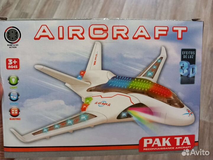 Игрушка самолёт музыкальная