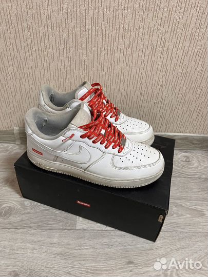 Nike air force 1 low supreme
