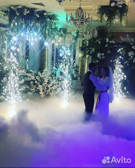 Тяжелый дым на свадьбу. фуршет.Пирамида