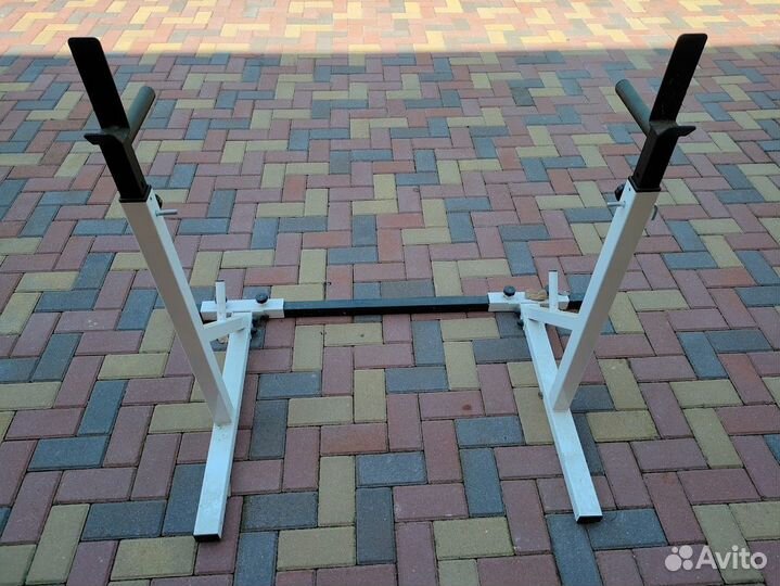 Стойки для жима штанги