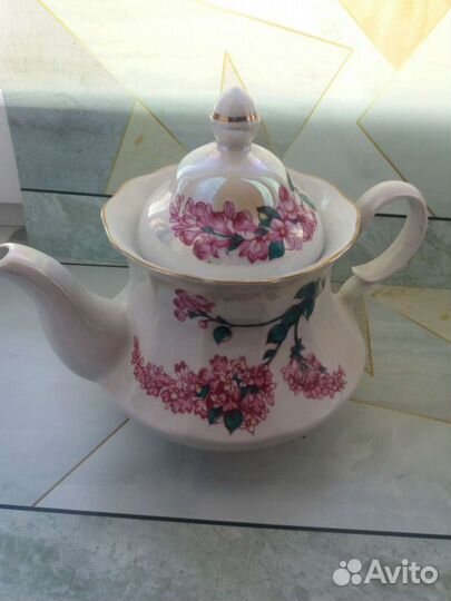 Чайник заварочный фарфоровый