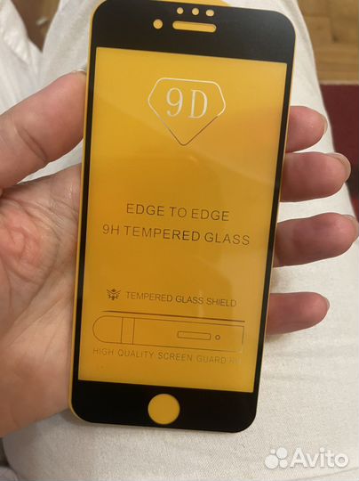Защитное стекло для iPhone 7 / 8 / SE