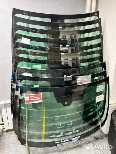 Лобовое стекло Киа Спортаж III