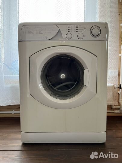 Стиральная машина Ariston avsl100