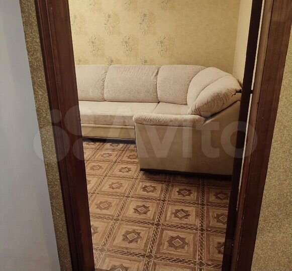 2-к. квартира, 50 м², 4/9 эт.