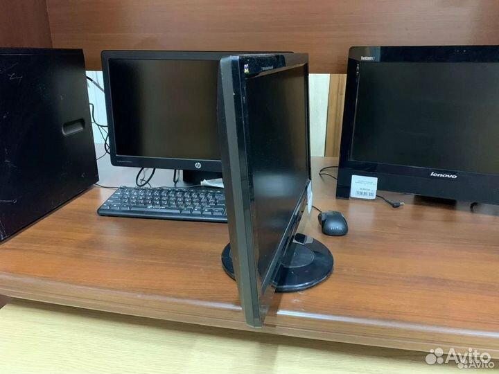 Монитор 20 дюйм