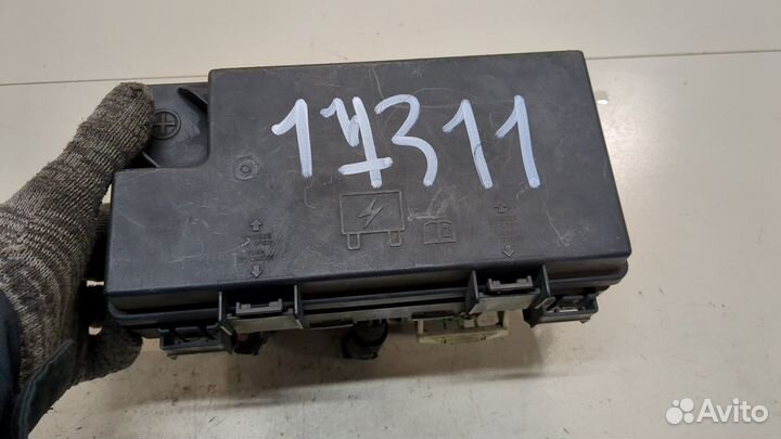 Блок предохранителей Dodge Grand Caravan