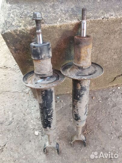 Стойки передние audi a4 b5