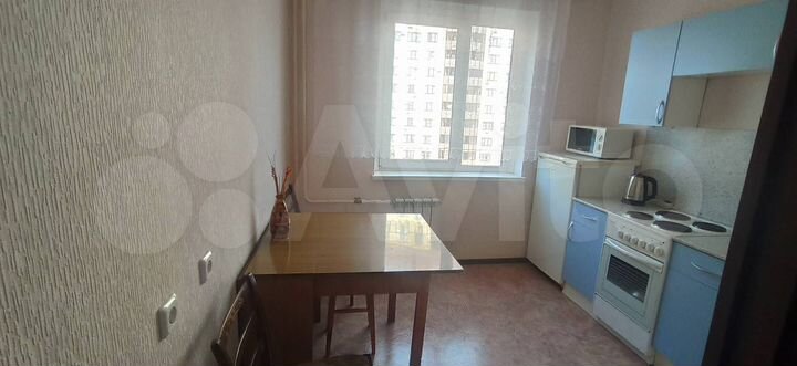 2-к. квартира, 61 м², 10/10 эт.