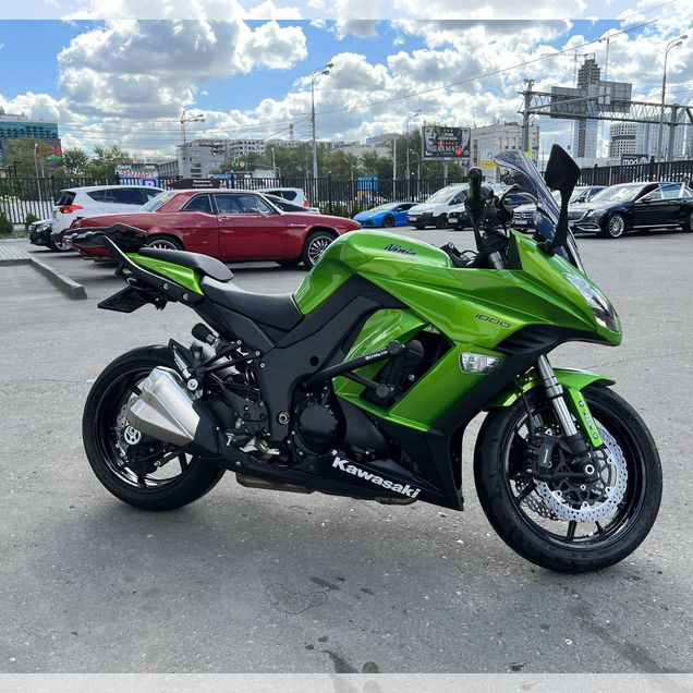 Kawasaki Ninja 1000, 2014, 17 500 км