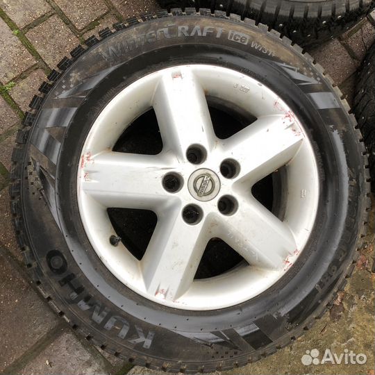 Два колеса в сборе от Ниссан x-trail (Т30)