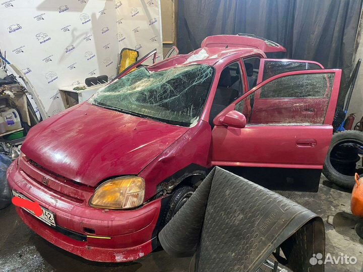 Honda Logo 2000 в разбор